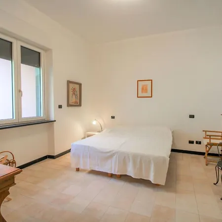 Apartment Casa De 4 Quartos Com Piscina A 10 Minutos Da Lisbon